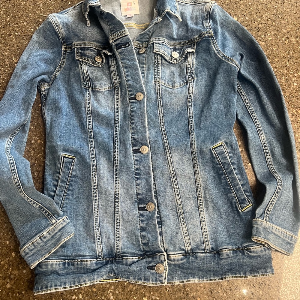 LuLaRoe Light Blue Denim Floral Embroidered Jacket Size S Embroidery Stretch EUC